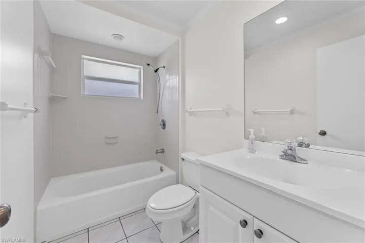 27514  Tierra Del Sol  LN, Bonita Springs, FL 34135