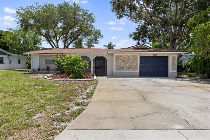27514  Tierra Del Sol  LN, Bonita Springs, FL 34135