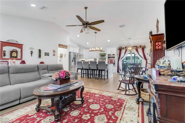 2606 NW 25th ST, CAPE CORAL FL 33993