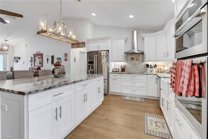 2606 NW 25th ST, CAPE CORAL FL 33993