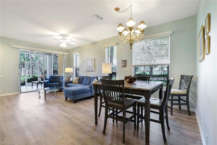 LR Dining room space