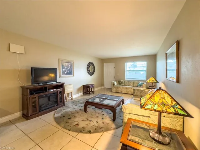 6777 Winkler Rd # 160, Fort Myers Fl 33919