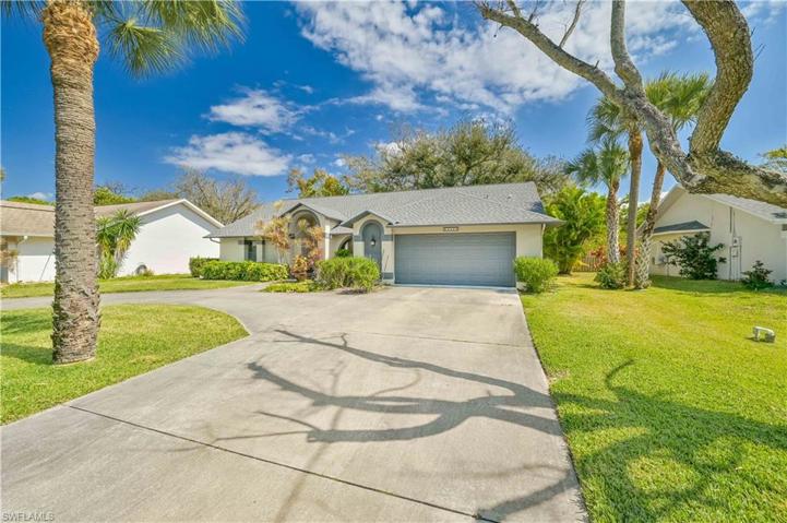 13810  Willow Bridge  DR, North Fort Myers, FL 33903