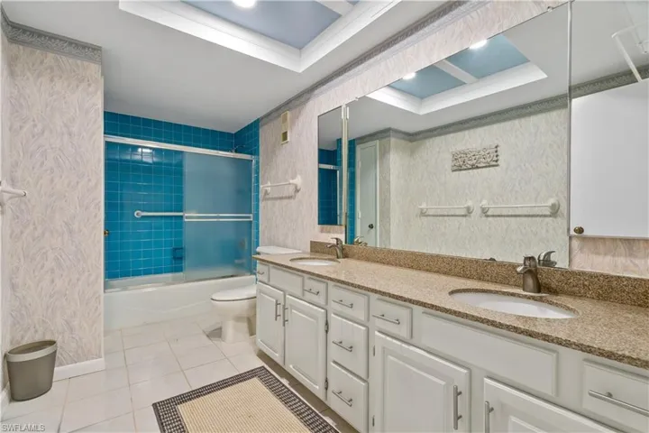 1920  Virginia  AVE, Fort Myers, FL 33901