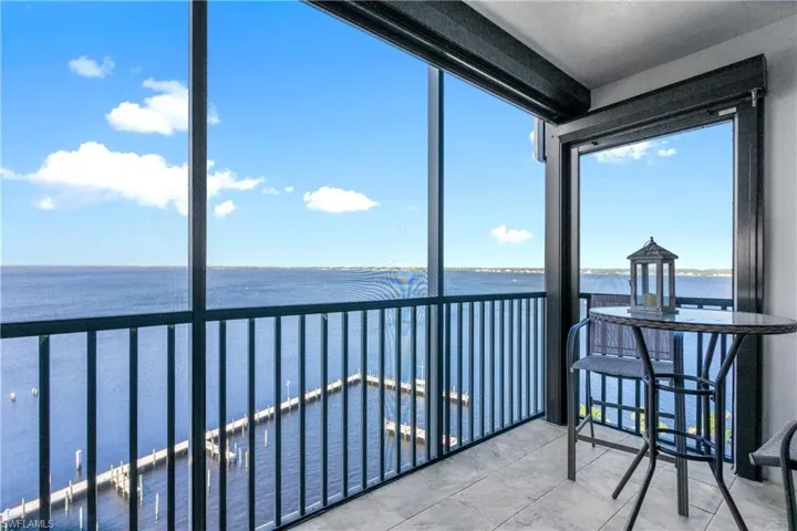 1920  Virginia  AVE, Fort Myers, FL 33901