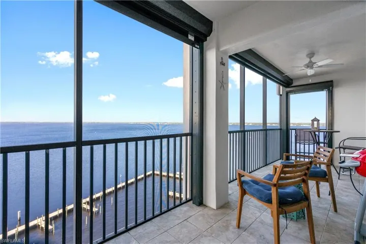 1920  Virginia  AVE, Fort Myers, FL 33901