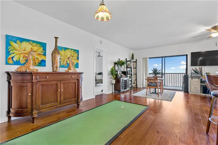 1920  Virginia  AVE, Fort Myers, FL 33901