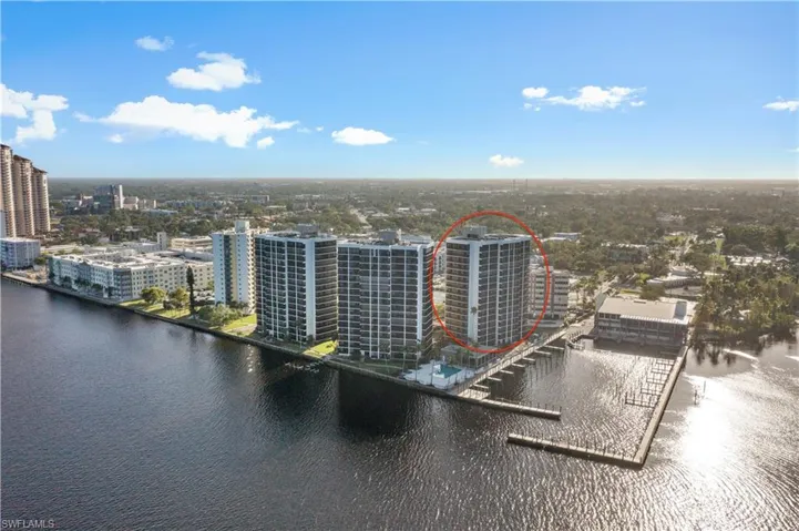 1920  Virginia  AVE, Fort Myers, FL 33901