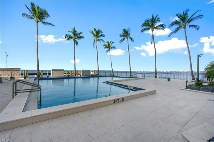 1920  Virginia  AVE, Fort Myers, FL 33901