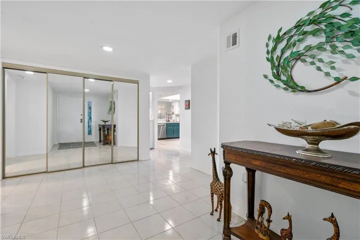 1920  Virginia  AVE, Fort Myers, FL 33901