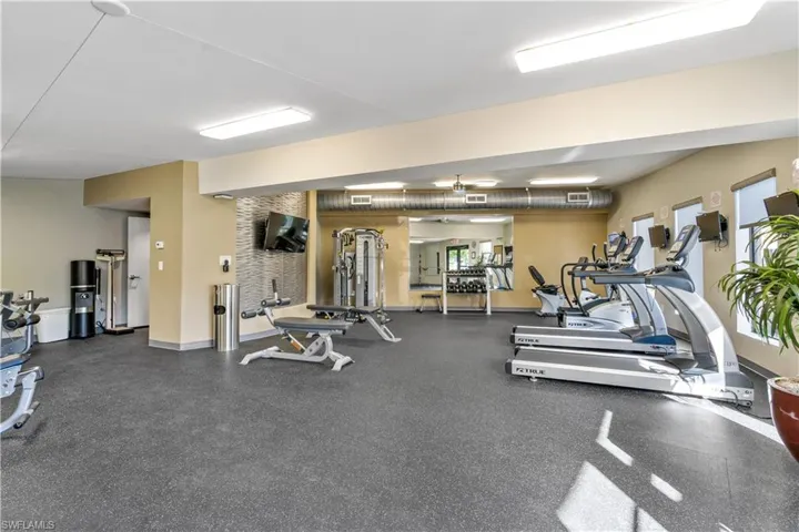 1920  Virginia  AVE, Fort Myers, FL 33901