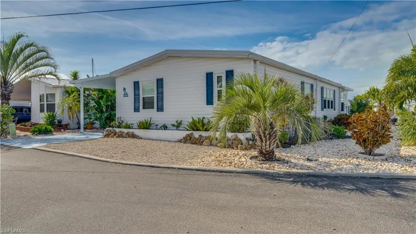 3033 Bounty Ln, St. James City, Florida 33956