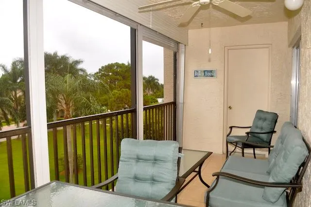 555  Park Shore  DR, Naples, FL 34103