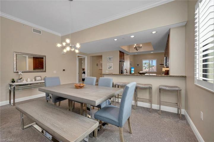 Dining to Kitchen