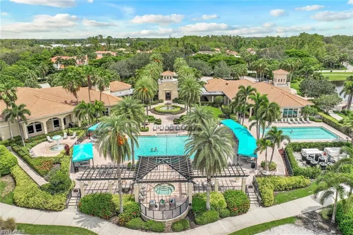 2434  Butterfly Palm  DR, Naples, FL 34119