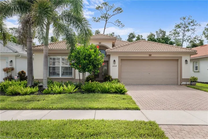 2434  Butterfly Palm  DR, Naples, FL 34119