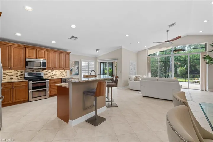 2434  Butterfly Palm  DR, Naples, FL 34119
