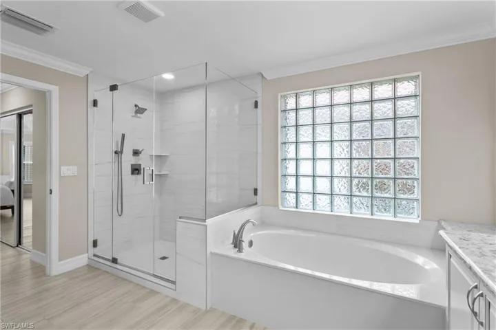 2434  Butterfly Palm  DR, Naples, FL 34119