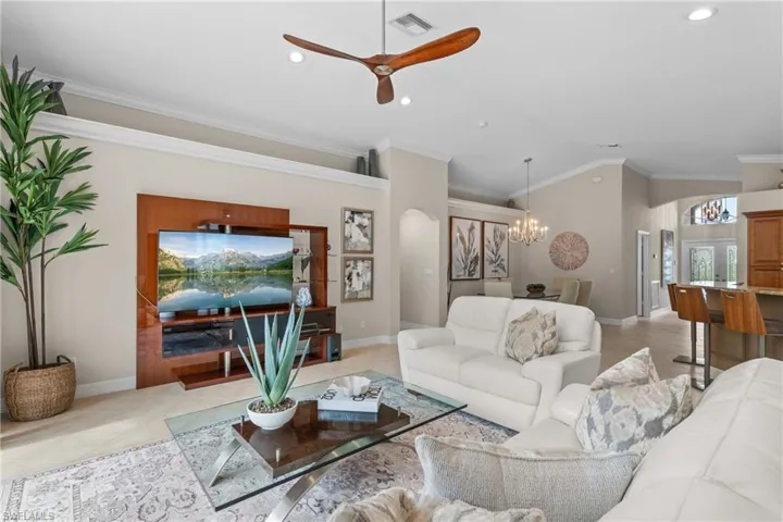 2434  Butterfly Palm  DR, Naples, FL 34119