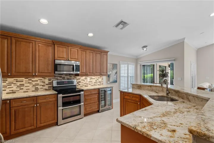 2434  Butterfly Palm  DR, Naples, FL 34119