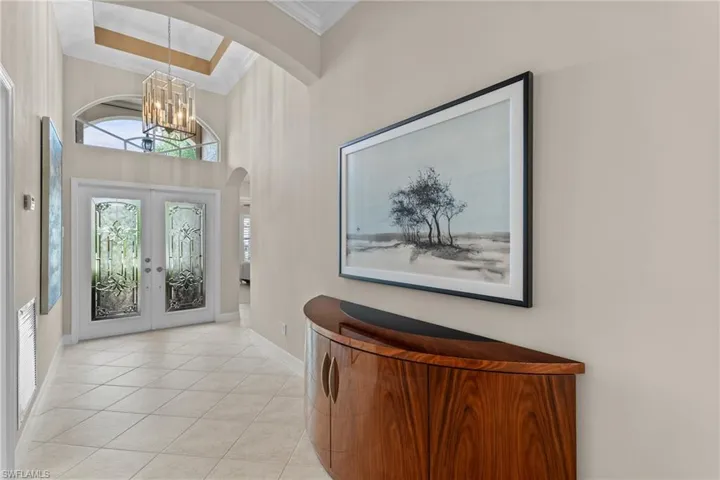 2434  Butterfly Palm  DR, Naples, FL 34119