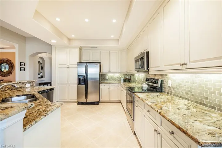 10626  Pelican Preserve  BLVD, Fort Myers, FL 33913