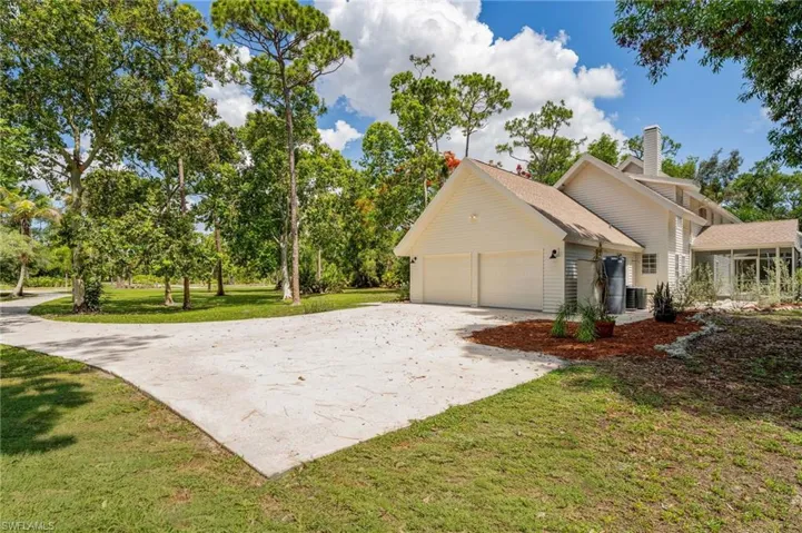 15180 Briar Ridge Cir, Fort Myers, Florida 33912