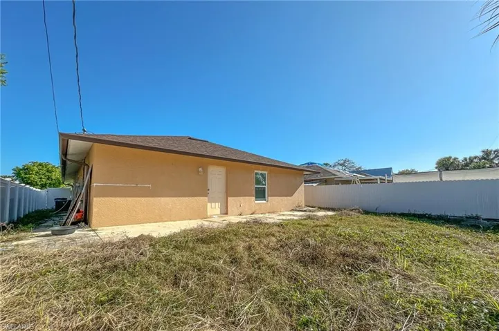 11652  Saunders  AVE, Bonita Springs, FL 34135