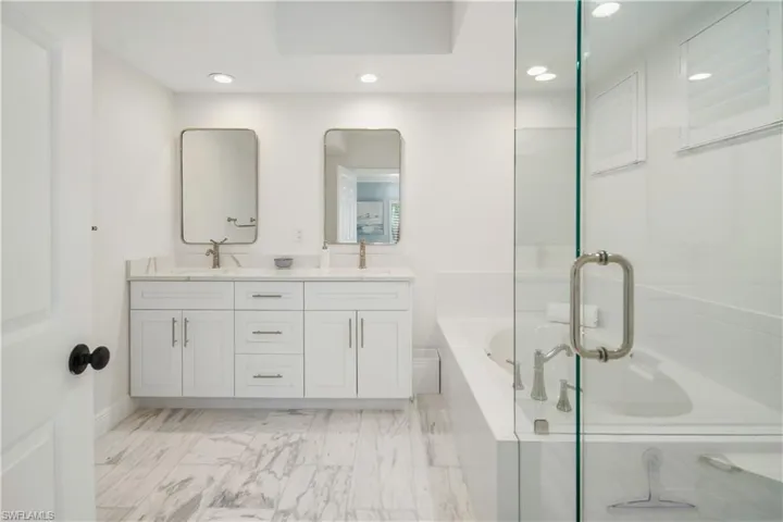 776 Willowbrook Dr 804, Naples, Florida 34108