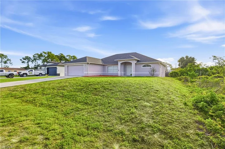 1403 Curtis Ave S, Lehigh Acres, Florida 33976