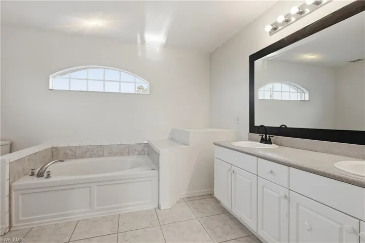 1403 Curtis Ave S, Lehigh Acres, Florida 33976