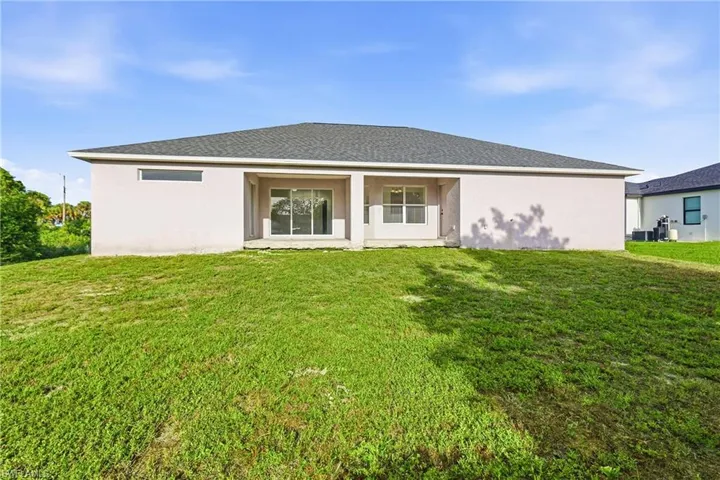 1403 Curtis Ave S, Lehigh Acres, Florida 33976