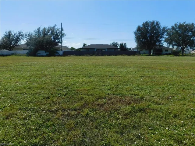 clear vacant lot