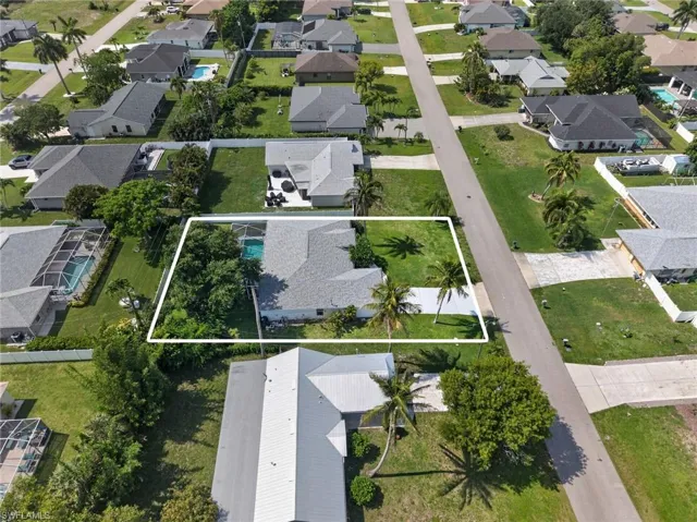 705 Sw 9th Ave, Cape Coral, Florida 33991