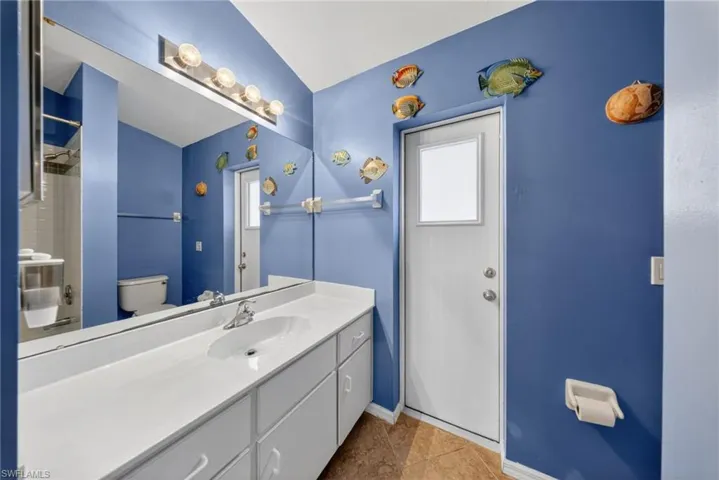 705 Sw 9th Ave, Cape Coral, Florida 33991