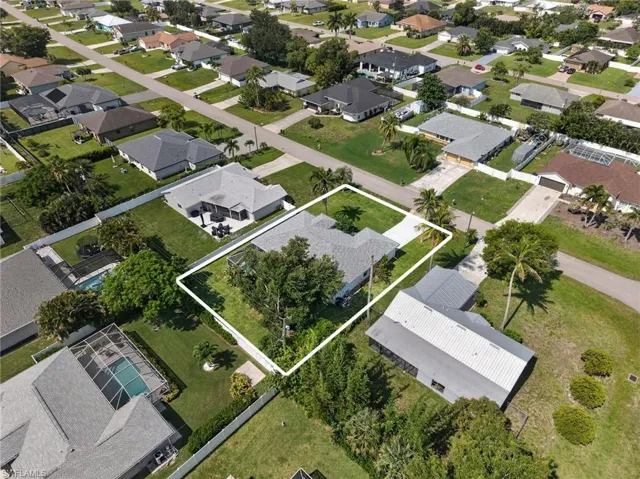 705 Sw 9th Ave, Cape Coral, Florida 33991