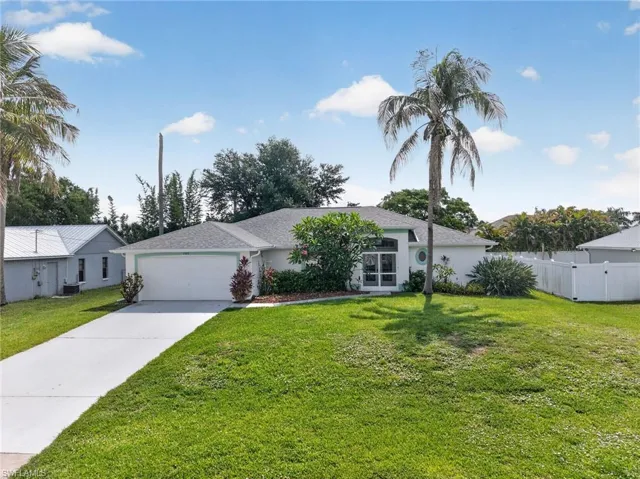 705 Sw 9th Ave, Cape Coral, Florida 33991
