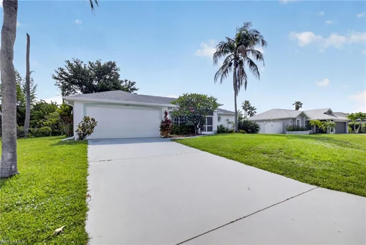 705 Sw 9th Ave, Cape Coral, Florida 33991