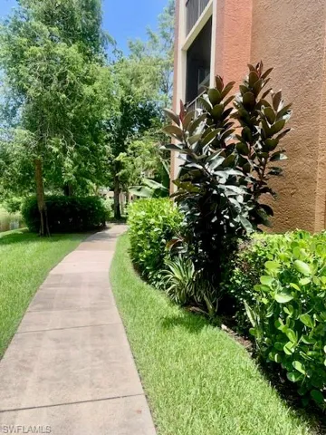 1180 Reserve Way 206, Naples, Florida 34105