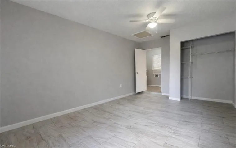 424 Cactus Cir, Lehigh Acres, Florida 33936