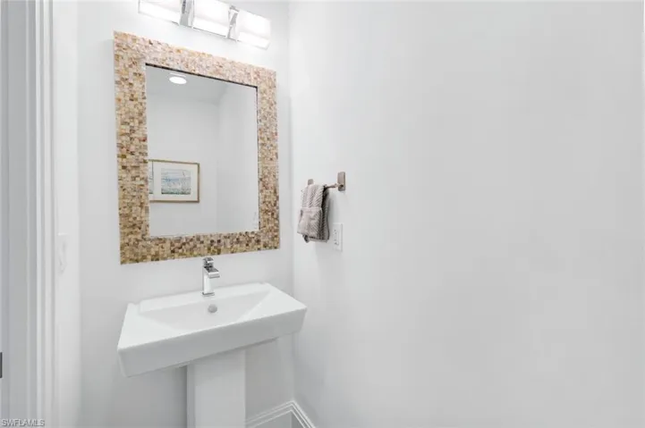 Powder room