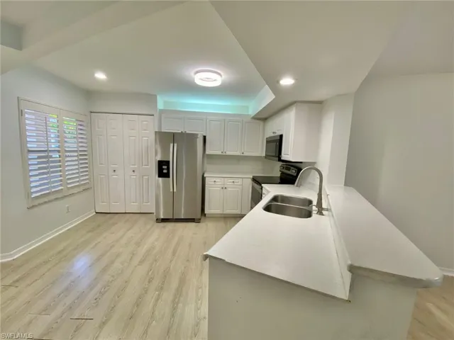 1096 Woodshire Ln C212, Naples, Florida 34105