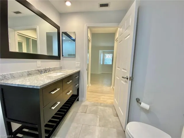 1096 Woodshire Ln C212, Naples, Florida 34105