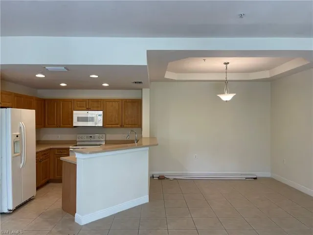 3973 Pomodoro Cir 103, Cape Coral, Florida 33909