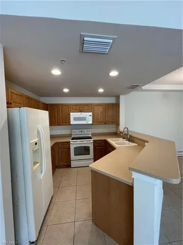 3973 Pomodoro Cir 103, Cape Coral, Florida 33909