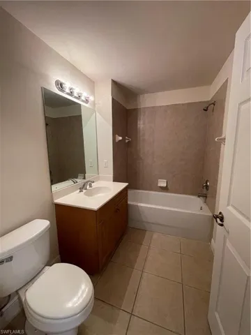 3973 Pomodoro Cir 103, Cape Coral, Florida 33909