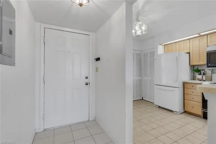 200 Stevens Landing Dr B202, Marco Island, Florida 34145