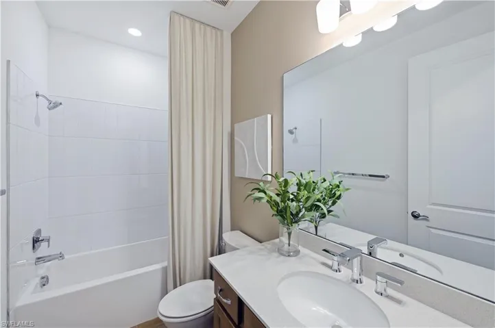 Photos are of furnished Highgate model. Homes may vary.