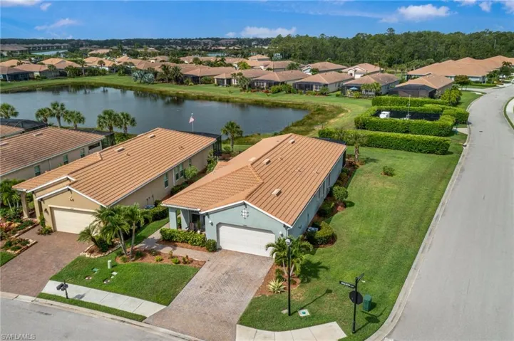 Corner lot with privacy