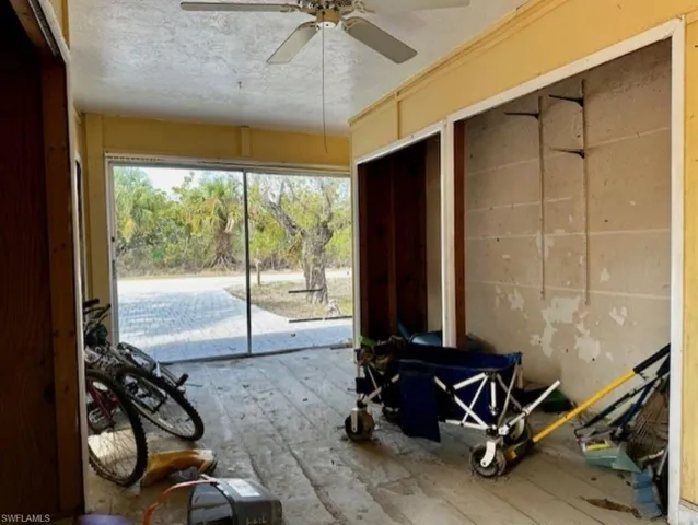 Bonus Room/ Converted Garage